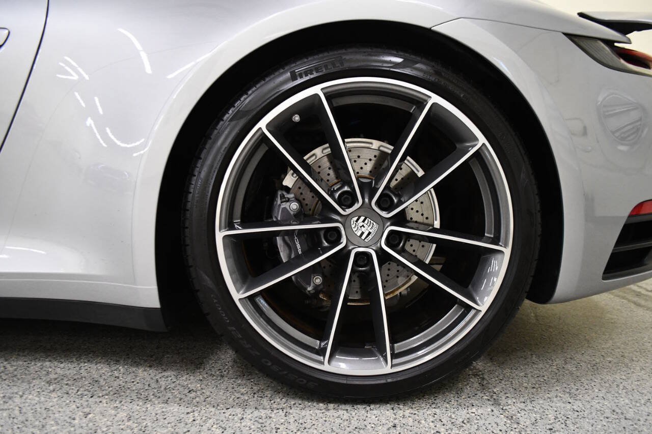Used 2022 Porsche 911 Carrera w/ Premium Package RWD image 33