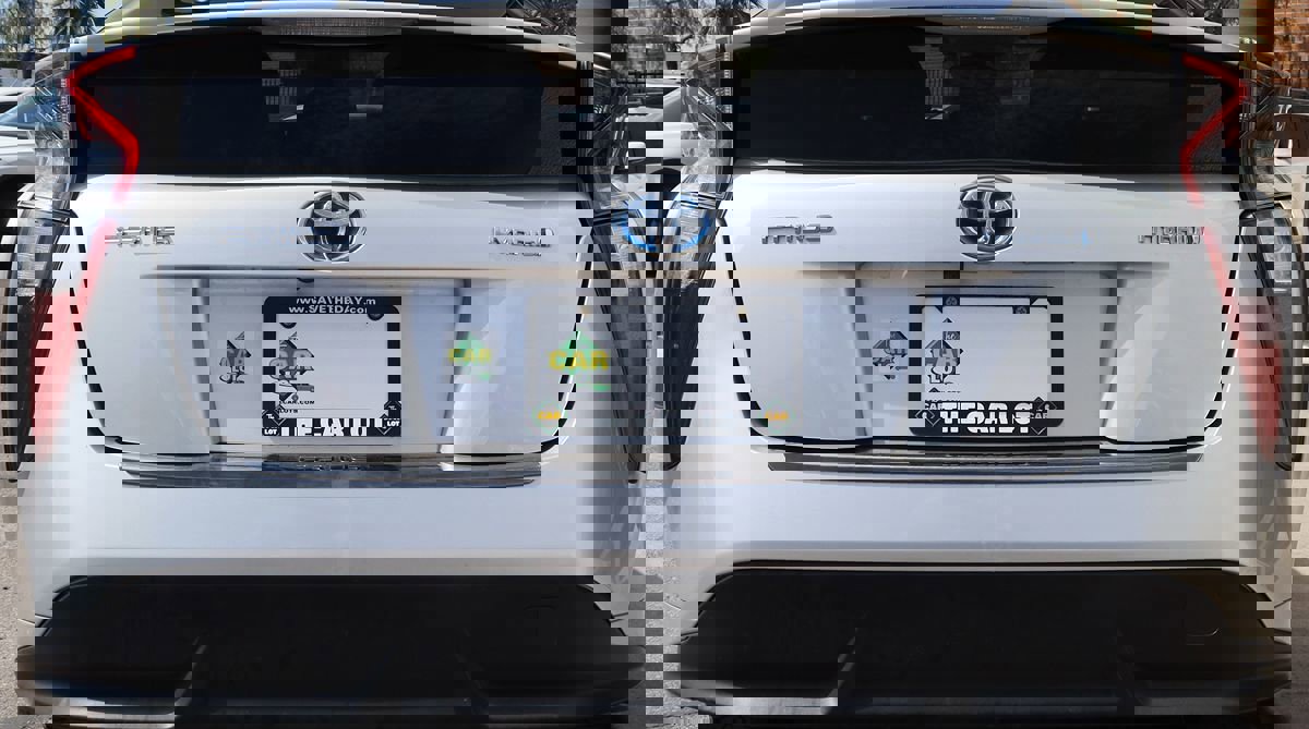 Used 2016 Toyota Prius Three Touring FWD image 21