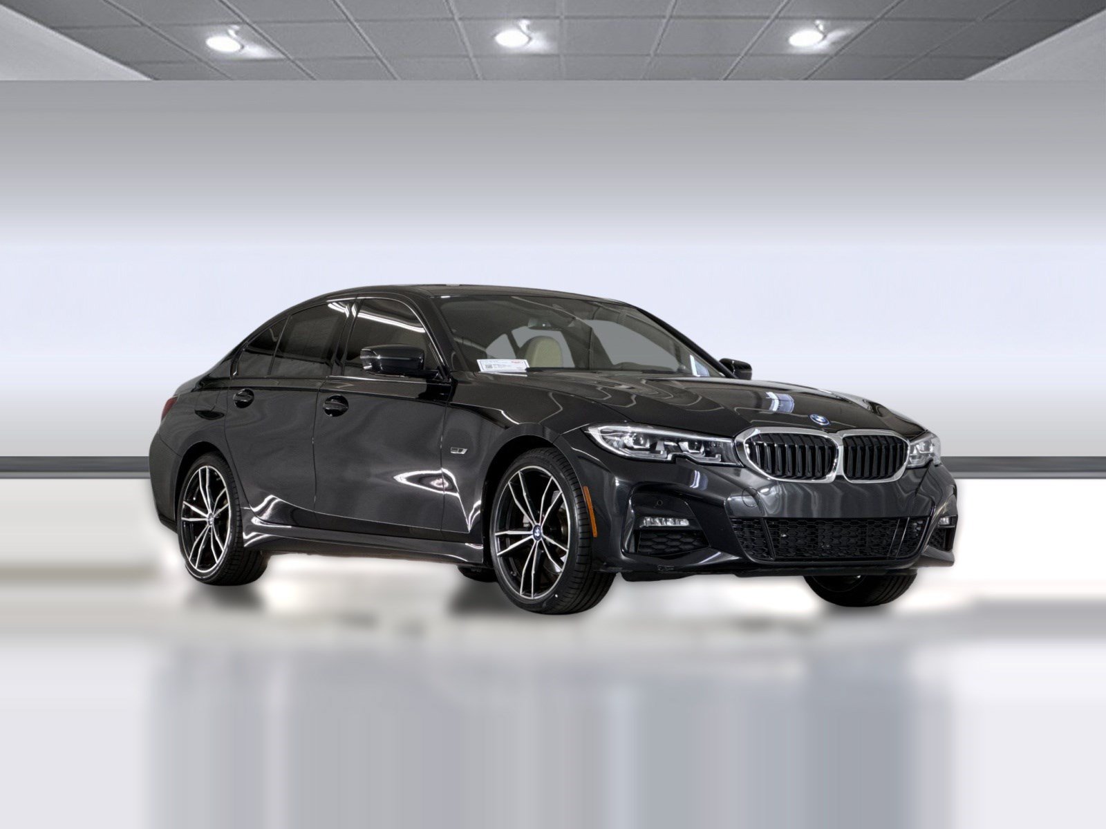 Used 2022 BMW 330e w/ M Sport Package RWD image 6