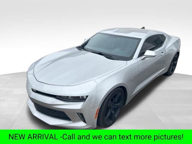 Used 2018 Chevrolet Camaro LT RWD image 1