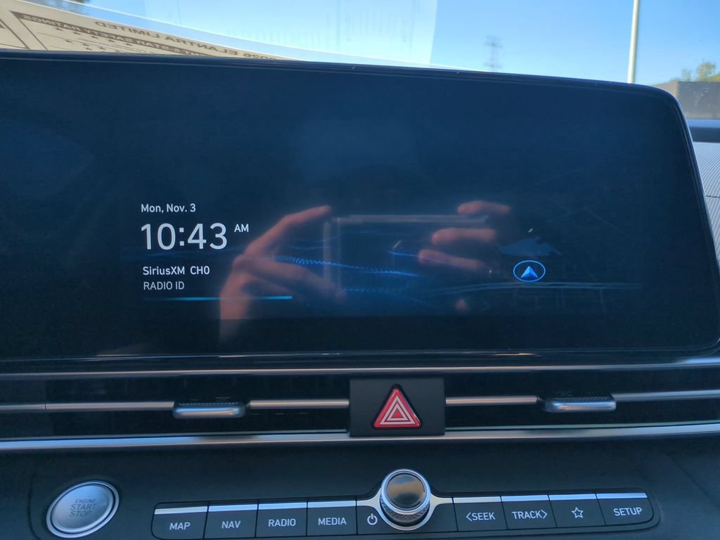 New 2026 Hyundai Elantra Limited FWD image 19