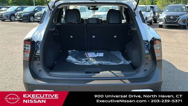 Used 2025 Nissan Kicks SR w/ Interior Electronics Package FWD image 25