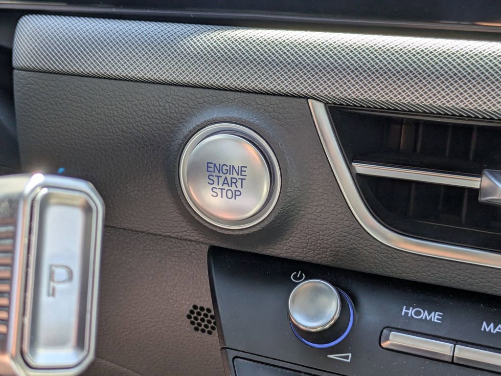 Used 2025 Hyundai Sonata SEL image 23