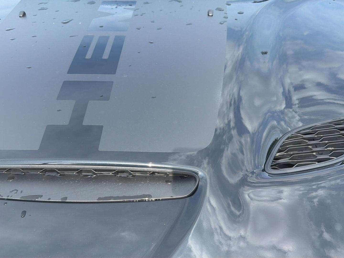 Used 2025 Dodge Durango R/T AWD/4WD image 9