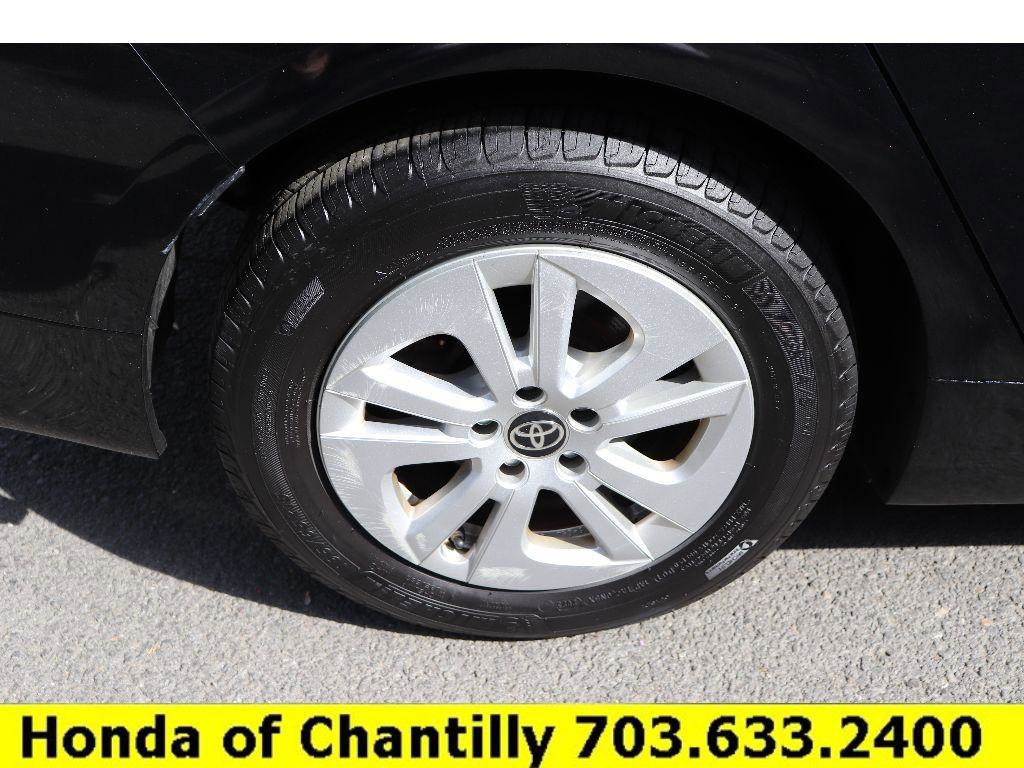 Used 2018 Toyota Prius One w/ Carpet Mat Package FWD image 42