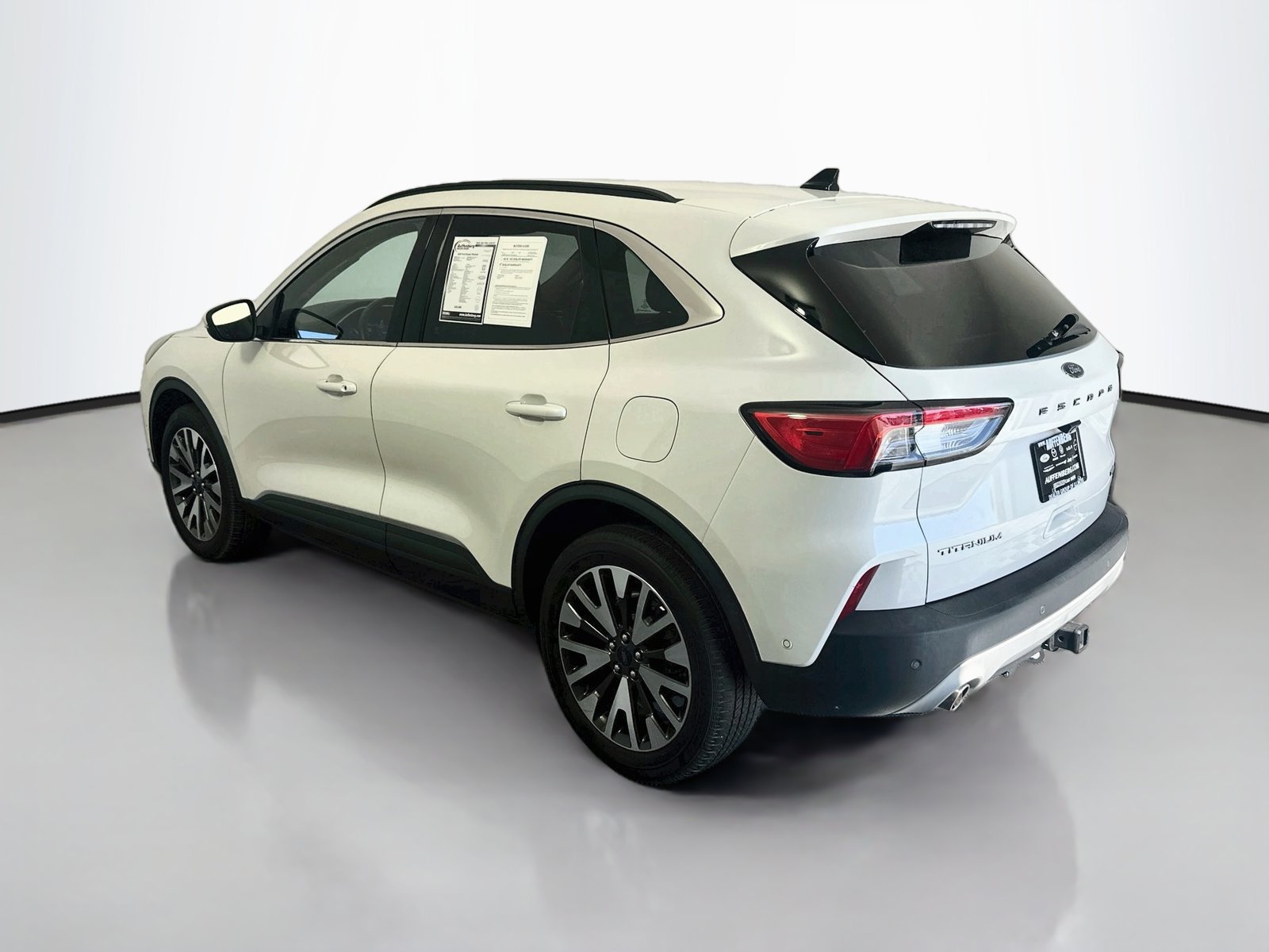 Used 2020 Ford Escape Titanium AWD/4WD image 5