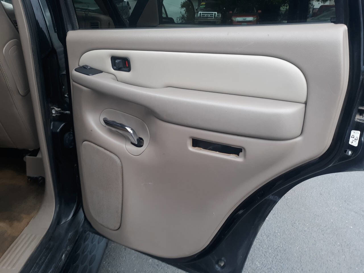 Used 2006 GMC Yukon Denali image 15