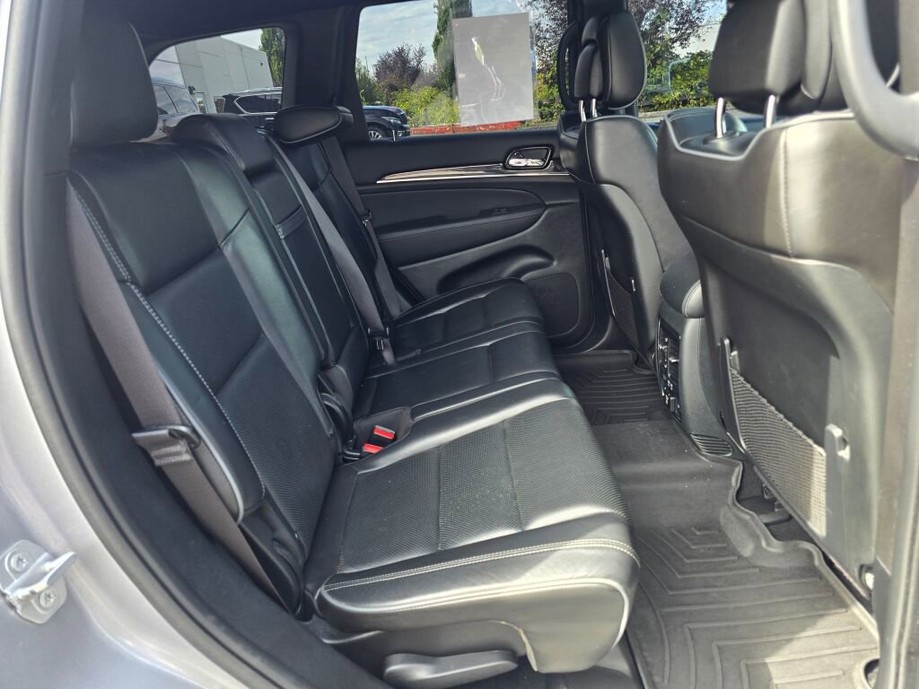 Used 2020 Jeep Grand Cherokee Overland image 24