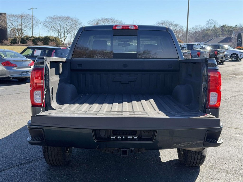 Used 2018 Chevrolet Silverado 1500 LTZ Z71 image 12