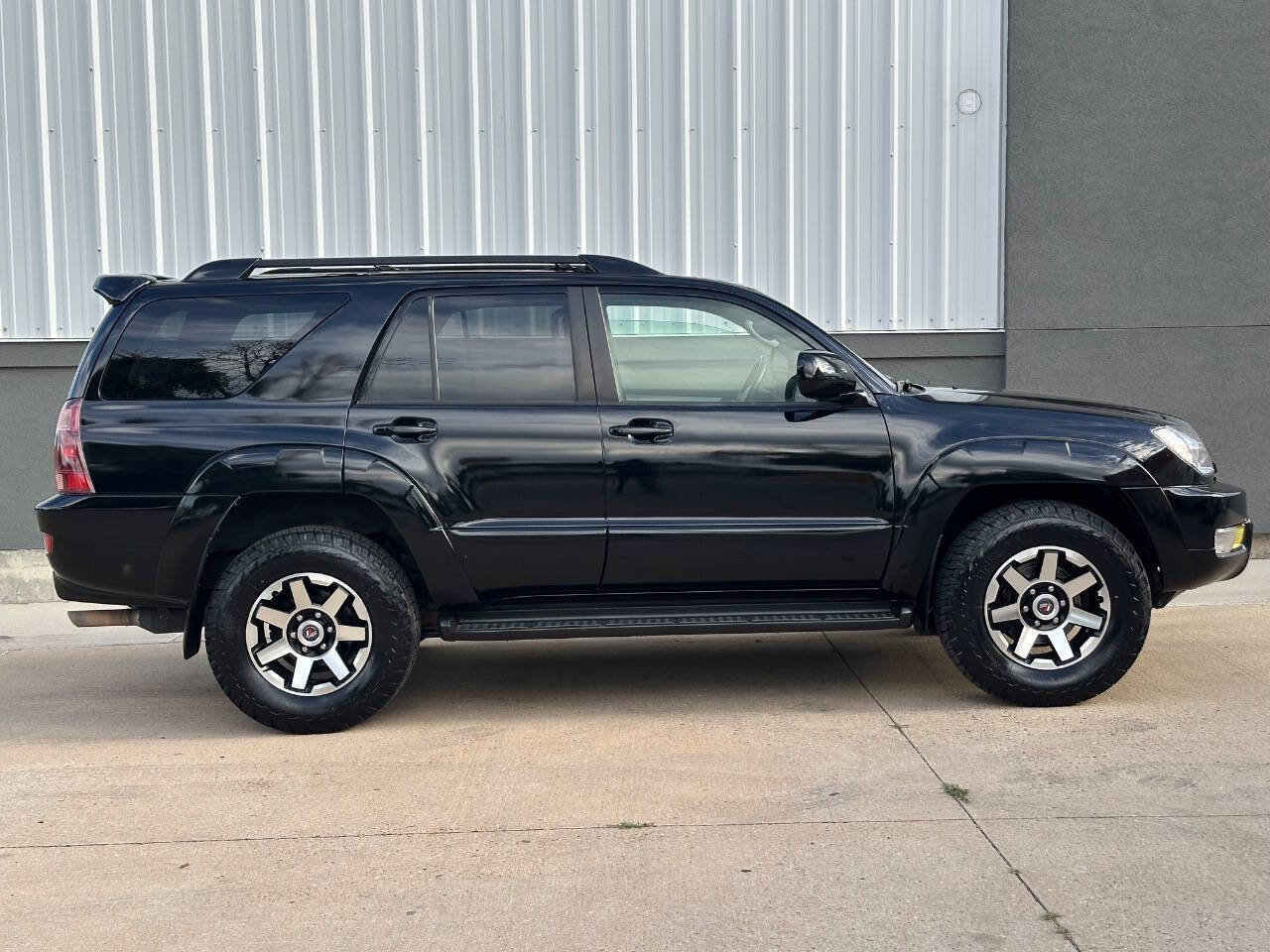 Used 2003 Toyota 4Runner SR5 image 19