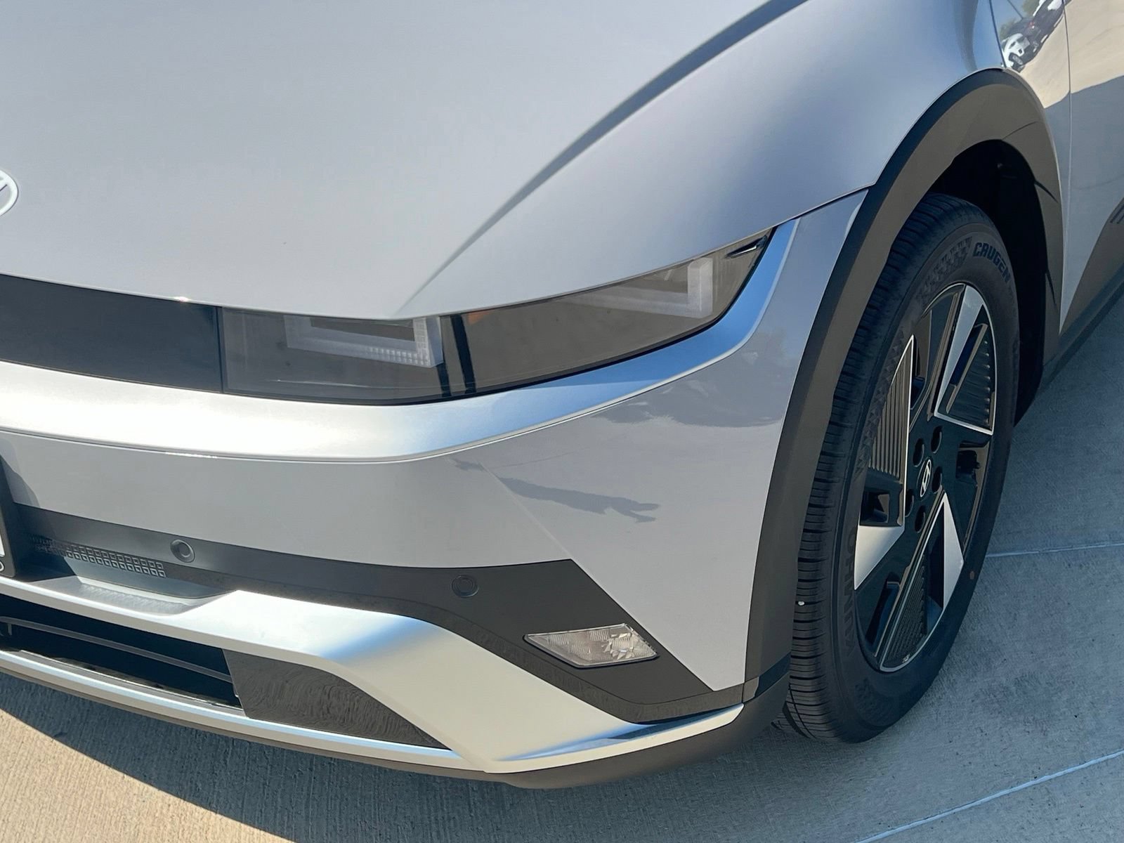 New 2027 Hyundai Ioniq 5 SE RWD image 4