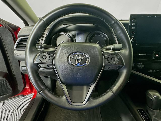 Used 2024 Toyota Camry SE w/ Cold Weather Package FWD image 13