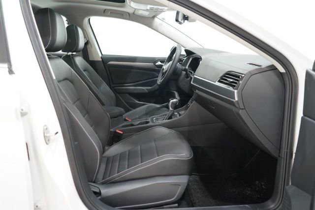 Used 2024 Volkswagen Jetta SE image 34