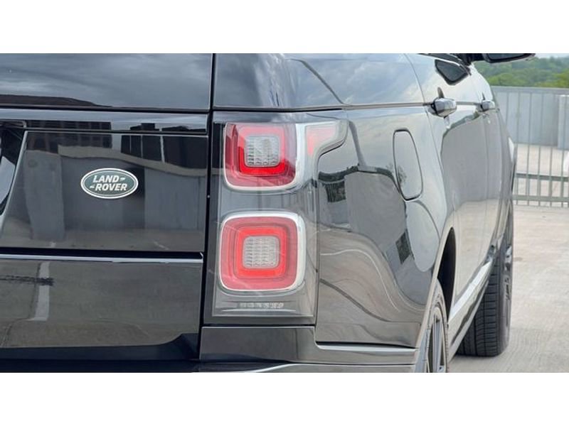 Used 2019 Land Rover Range Rover Long Wheelbase Supercharged image 61