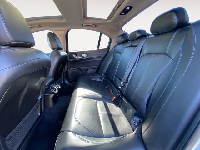 Used 2017 Alfa Romeo Giulia AWD w/ Sport Appearance Package image 13