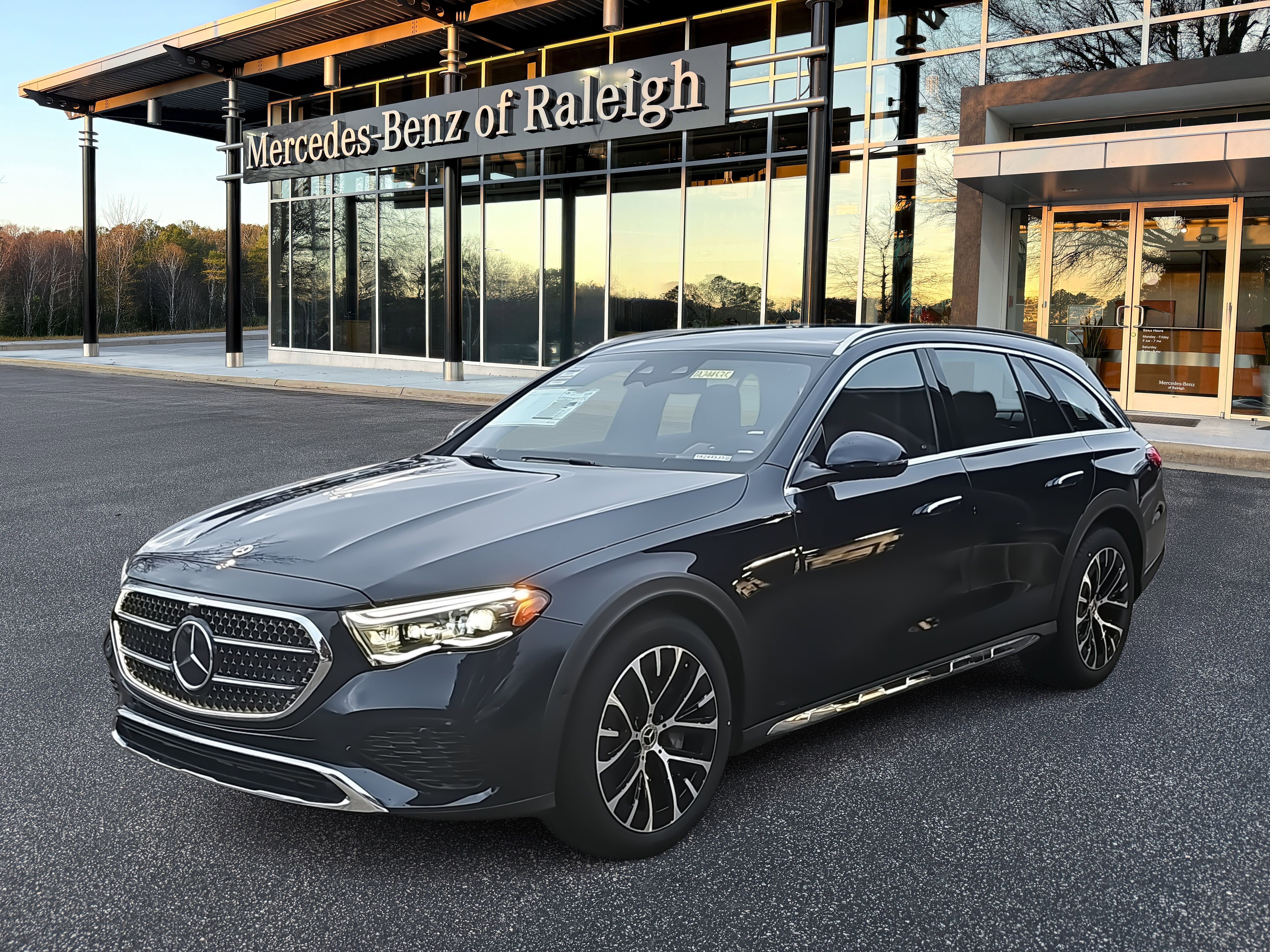 New 2026 Mercedes-Benz E 450 4MATIC All-Terrain Wagon image 1