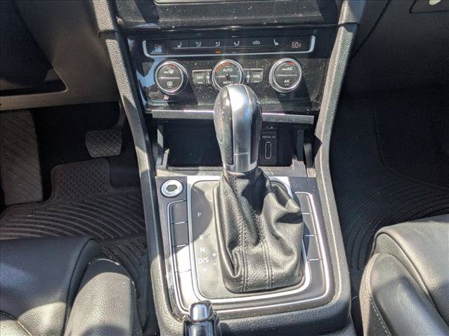 Used 2015 Volkswagen Golf TDI FWD image 17