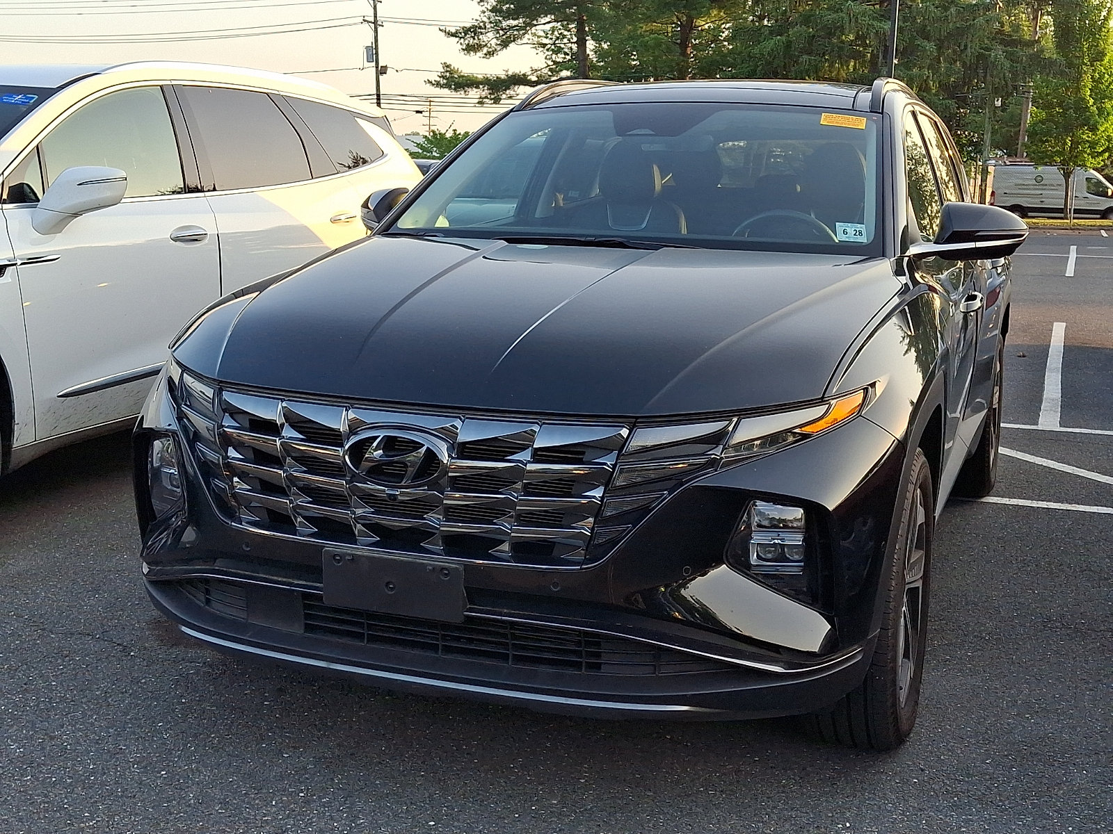Used 2023 Hyundai Tucson Limited AWD/4WD image 2