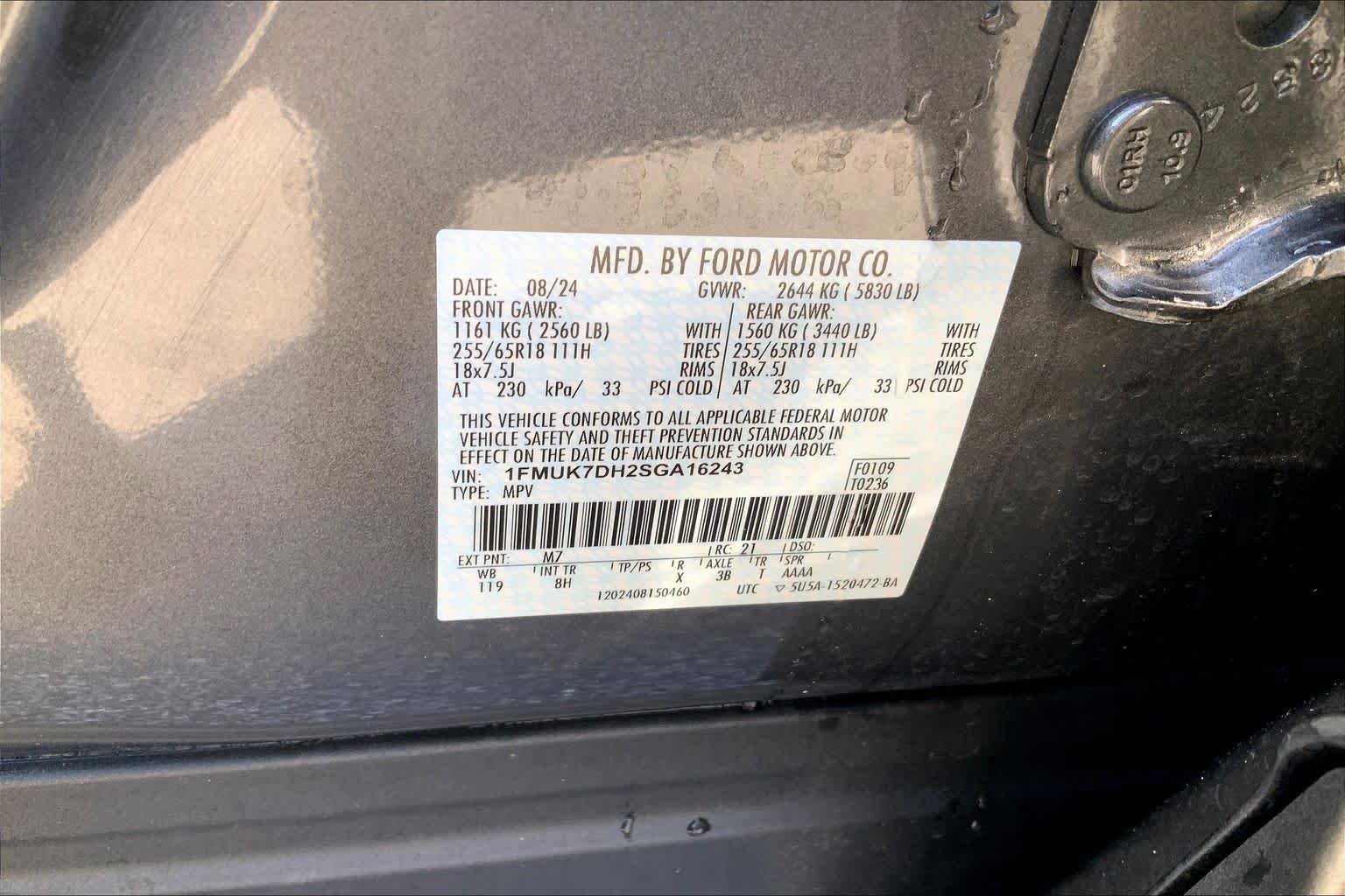 Certified 2025 Ford Explorer Active image 31