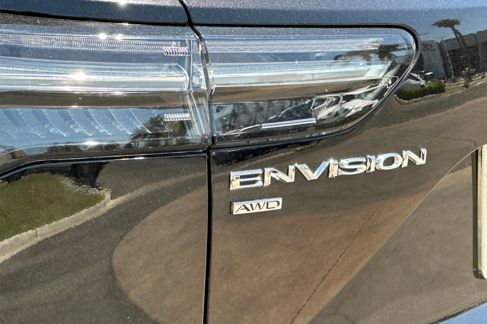 Certified 2023 Buick Envision Avenir AWD/4WD image 29