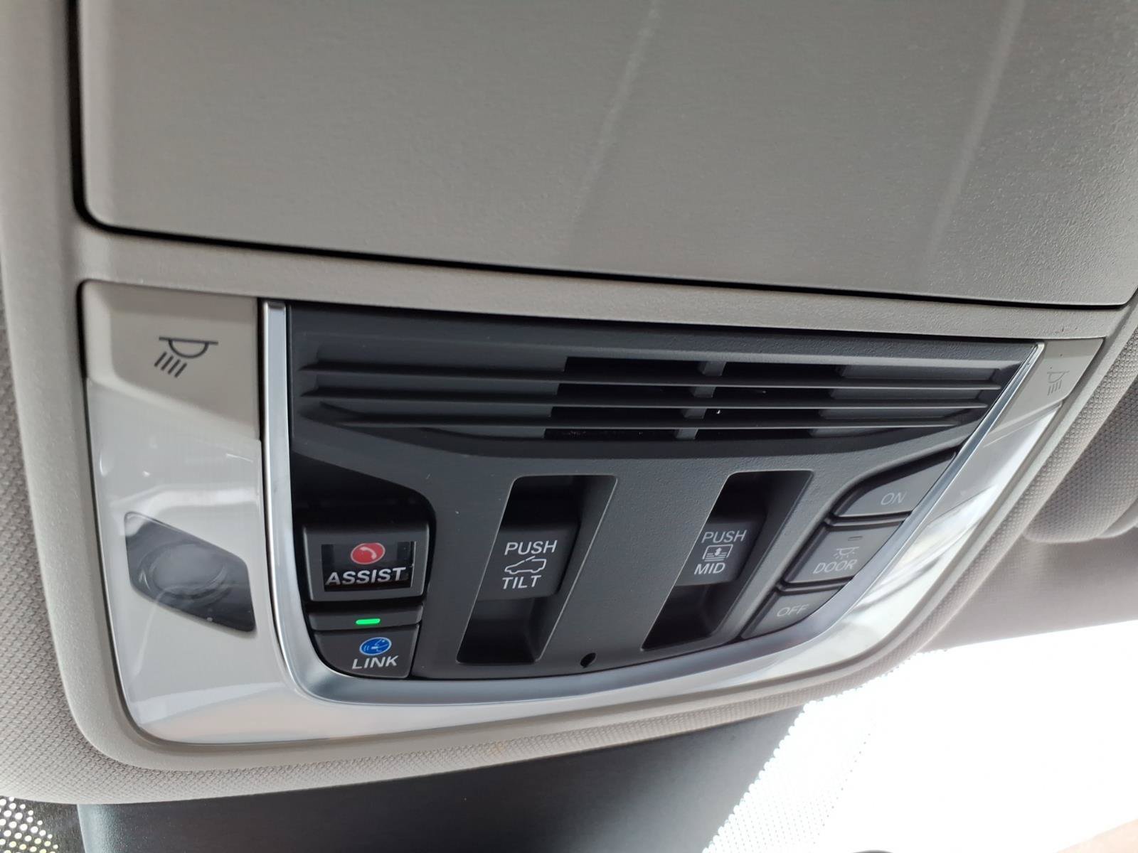 Used 2023 Acura MDX w/ Technology Package AWD/4WD image 22
