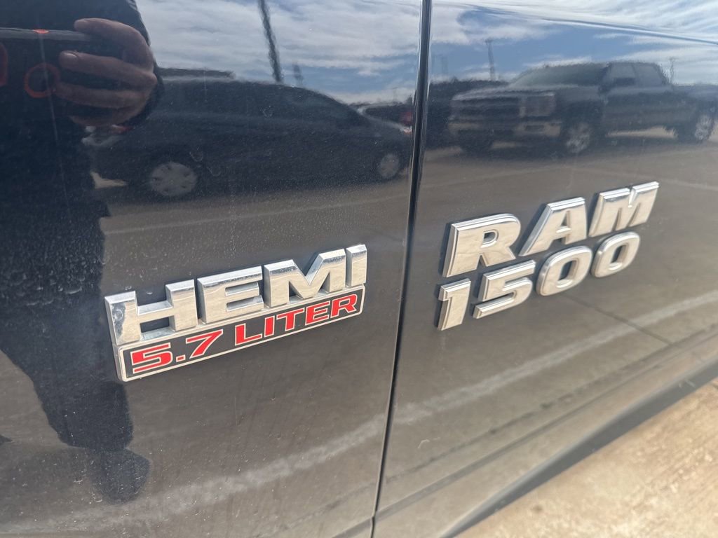 Used 2014 RAM 1500 Classic SLT image 4