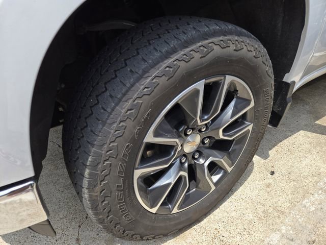 Used 2024 Chevrolet Silverado 1500 LT AWD/4WD image 10