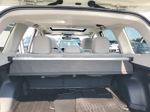 Used 2017 Subaru Forester 2.5i Premium w/ All-Weather Package AWD/4WD image 7