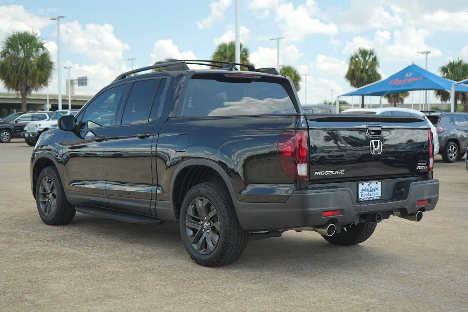 Used 2023 Honda Ridgeline Sport image 3