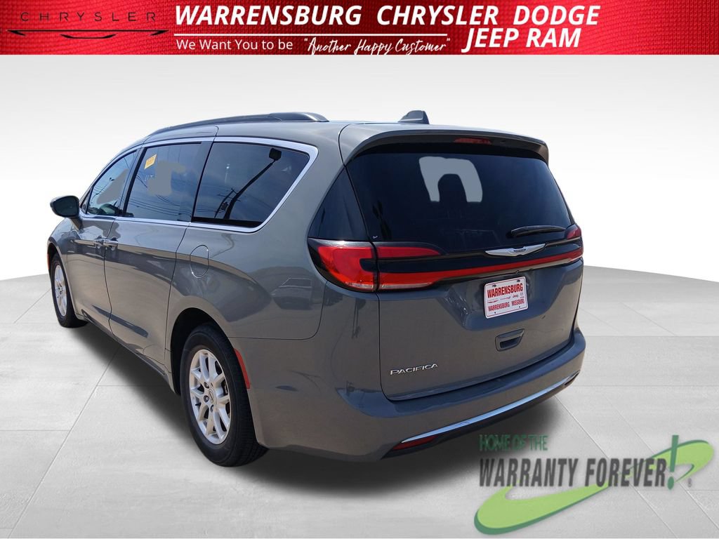 Used 2022 Chrysler Pacifica Touring-L FWD image 6