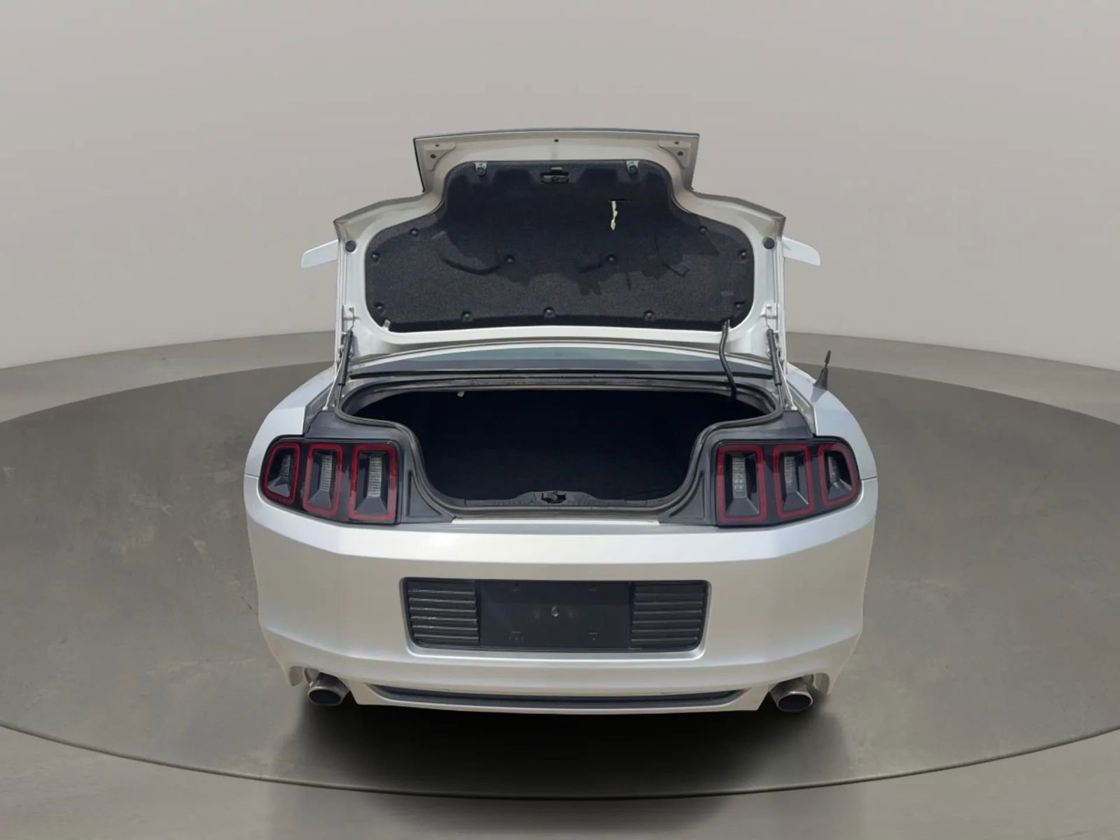 Used 2014 Ford Mustang GT Premium w/ Equipment Group 401A RWD image 10