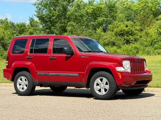 Used 2009 Jeep Liberty Sport AWD/4WD image 1