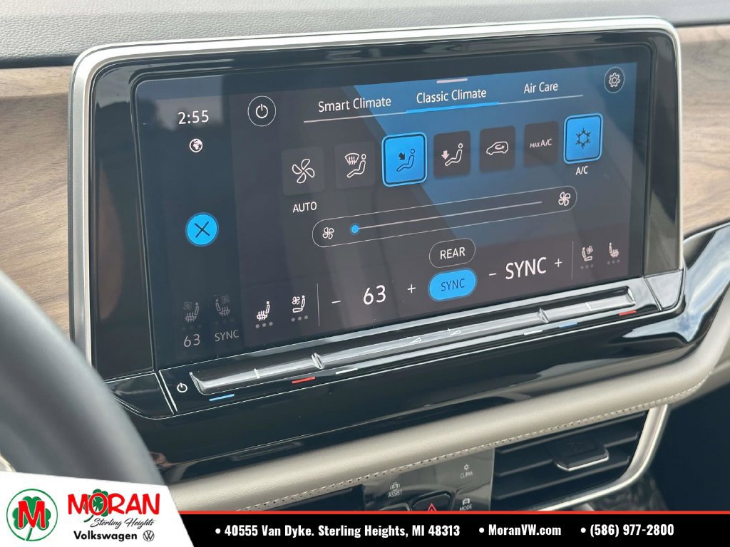 Certified 2024 Volkswagen Atlas SE w/ Black Wheel Package AWD/4WD image 28