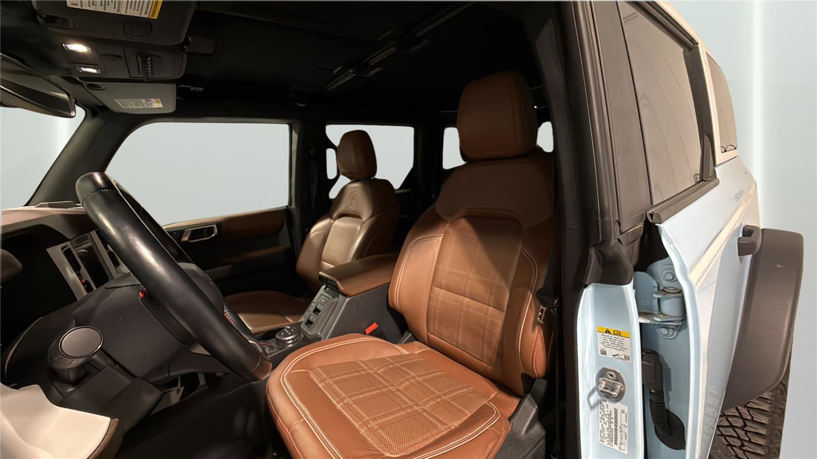 Used 2023 Ford Bronco Heritage Edition AWD/4WD image 10