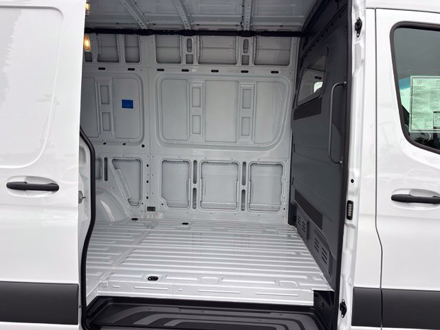 New 2026 Mercedes-Benz Sprinter 2500 image 23