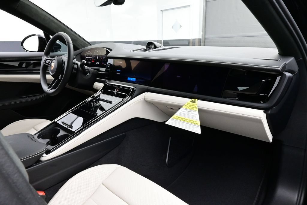 New 2026 Porsche Panamera GTS AWD/4WD image 19