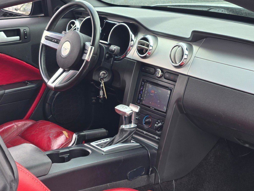 Used 2006 Ford Mustang GT Premium image 8