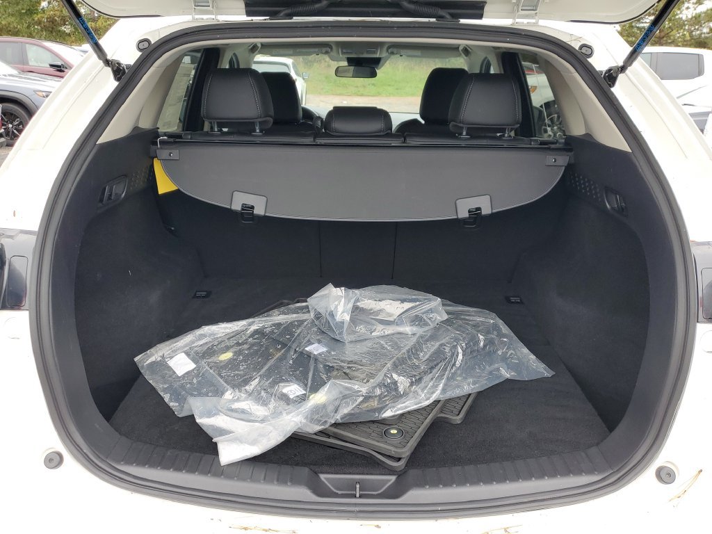 Certified 2025 MAZDA CX-5 AWD 2.5 S w/ Select Package image 8
