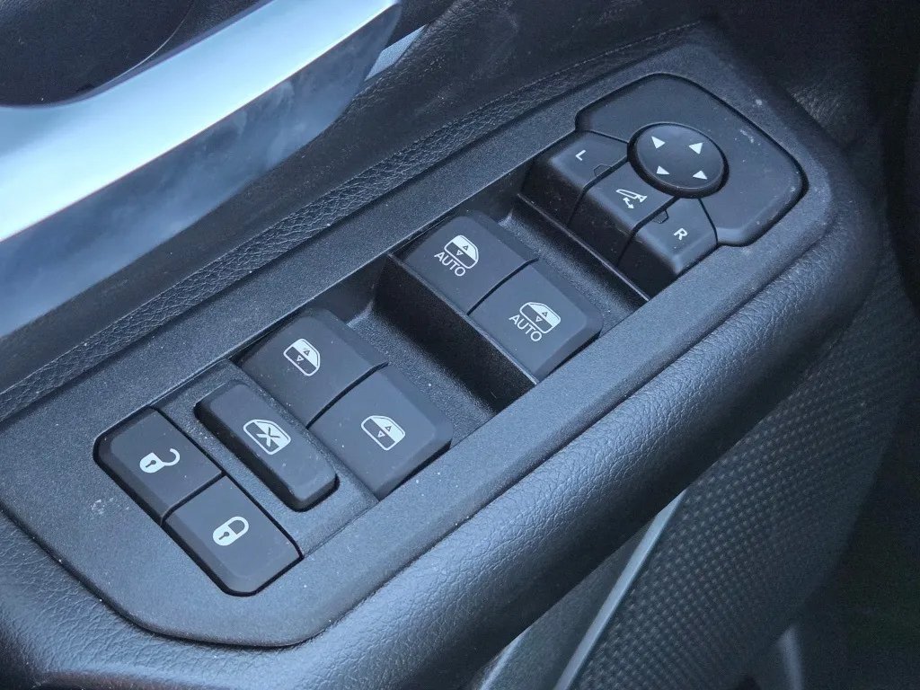 New 2026 RAM 1500 Big Horn AWD/4WD image 13