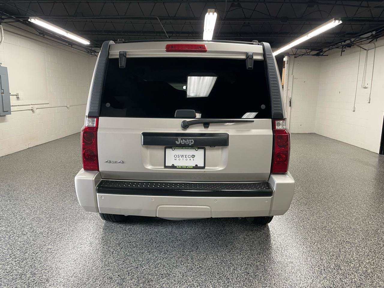 Used 2007 Jeep Commander Sport w/ Skid Plate Group AWD/4WD image 7