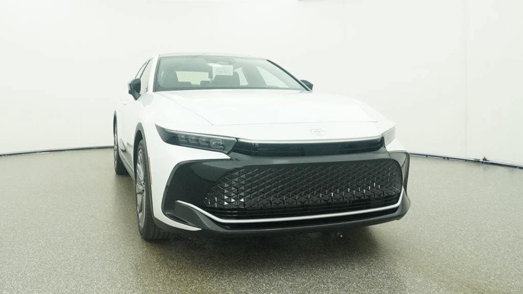 New 2026 Toyota Crown w/ Advanced Technology Package AWD/4WD image 30