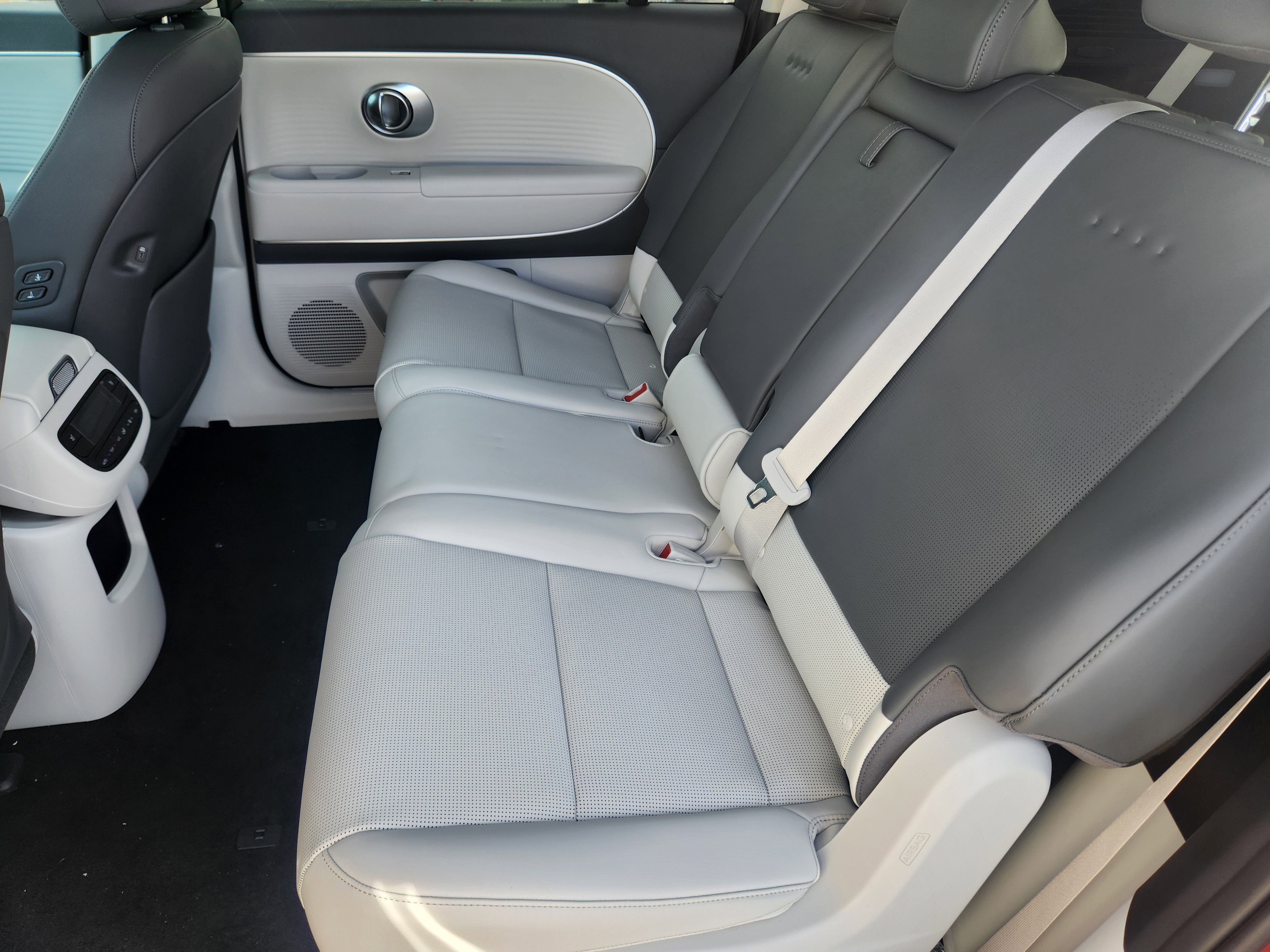 New 2026 Hyundai Ioniq 9 SEL AWD/4WD image 20