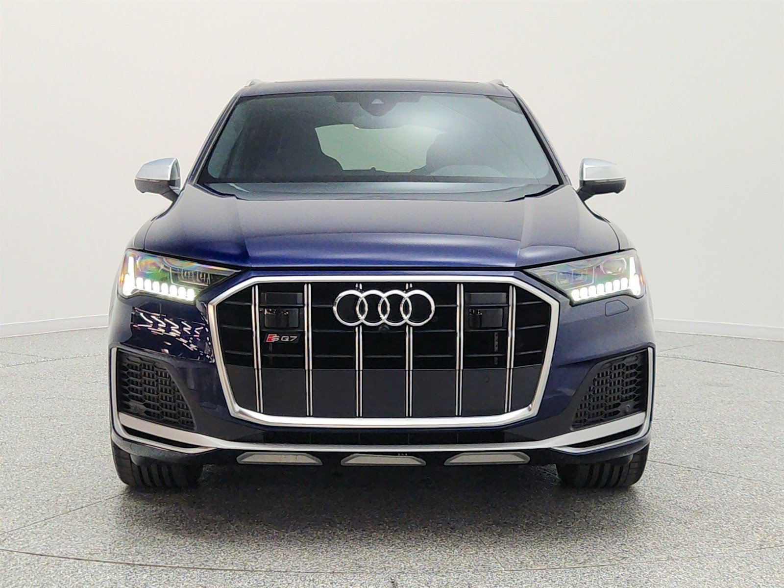 Used 2023 Audi SQ7 Premium Plus AWD/4WD image 2