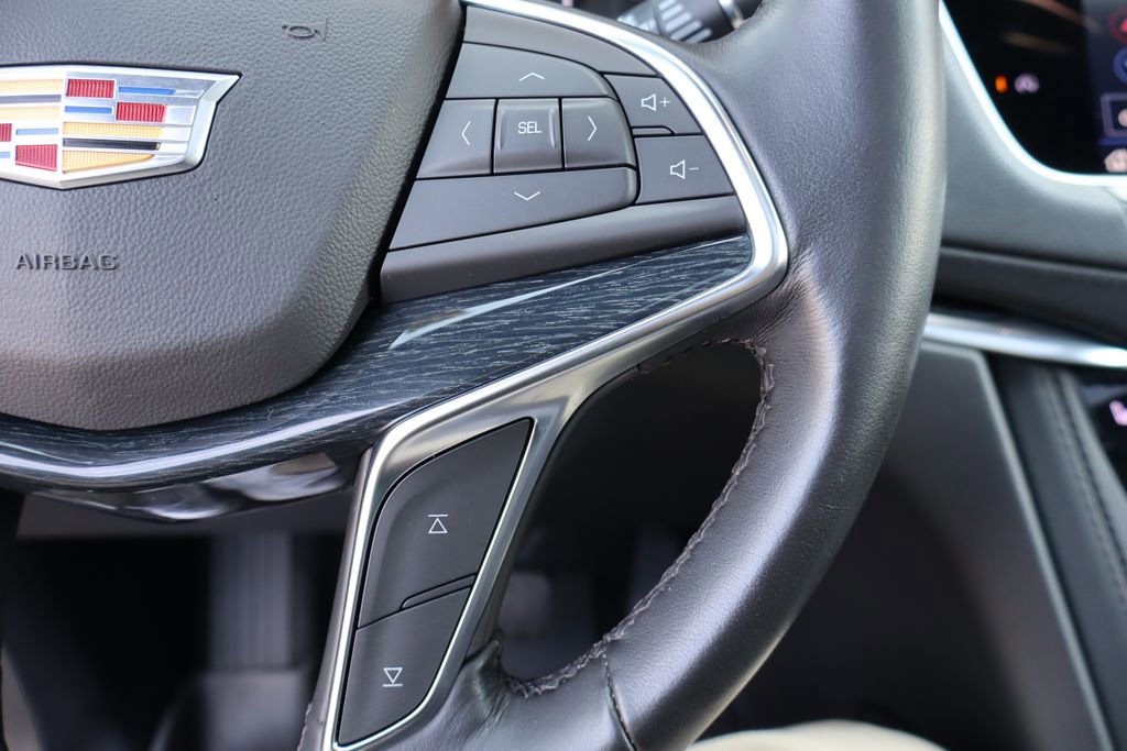 Used 2024 Cadillac XT5 Premium Luxury w/ LPO, Floor Liner Package AWD/4WD image 18