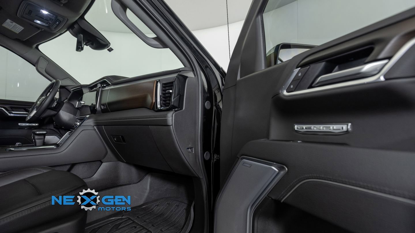 Used 2025 GMC Sierra 1500 Denali w/ Technology Package image 42