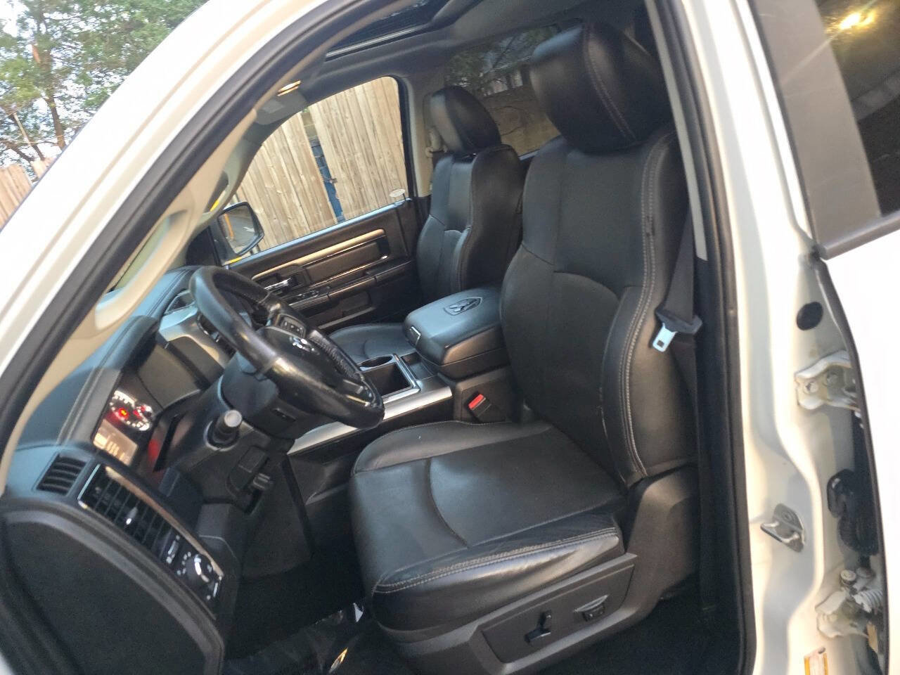 Used 2015 RAM 1500 Sport w/ Sport Premium Group AWD/4WD image 15
