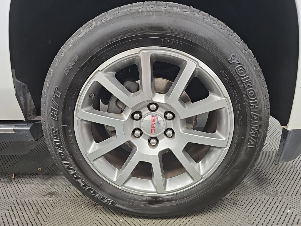 Used 2018 GMC Yukon XL Denali w/ Open Road Package AWD/4WD image 53