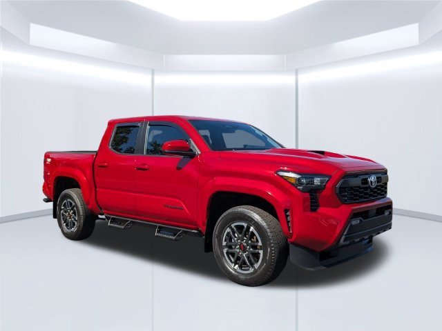 Certified 2025 Toyota Tacoma TRD Sport AWD/4WD image 3