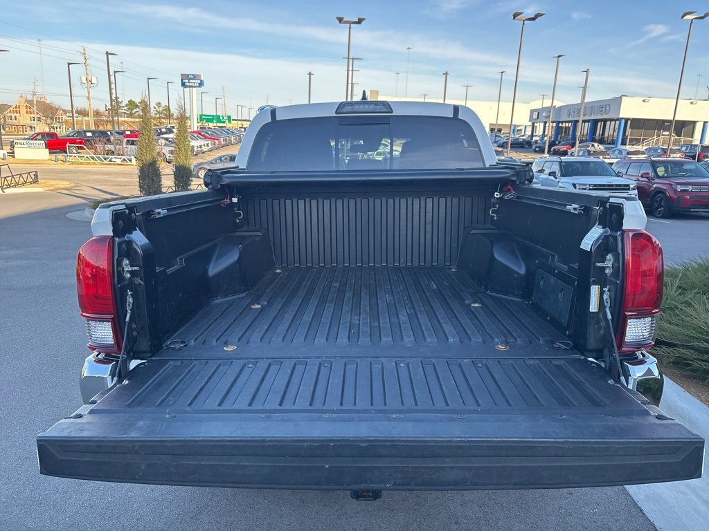 Used 2019 Toyota Tacoma SR5 image 8