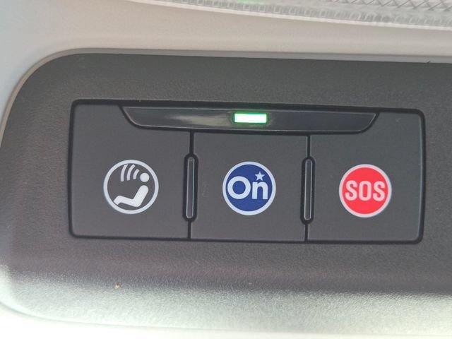 Used 2022 Chevrolet Bolt EUV Premier w/ Sun & Sound Package FWD image 34
